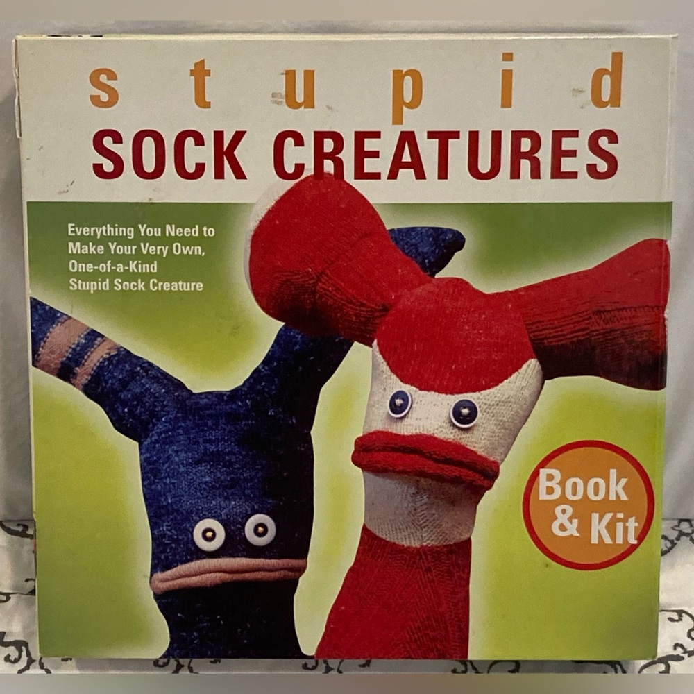 Stupid Sock Creatures Kit Make It Yourself DIY One Of A Kind  Book And Kit  NEW